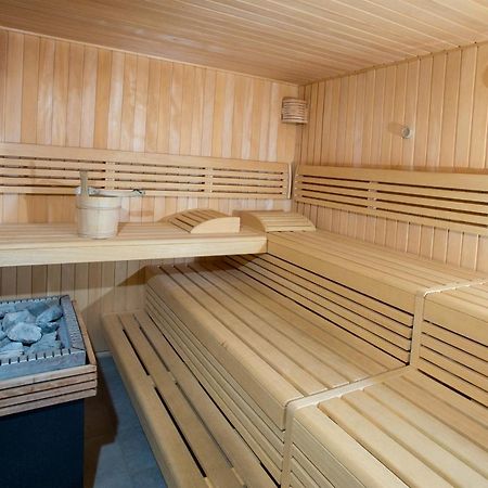 Flat La Riva 111 With Pool-Lenzerheide Appartement Buitenkant foto